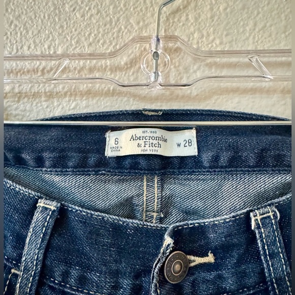Abercrombie Fitch Jeans Womens 28/6s Wash Blue. - Picture 2 of 3